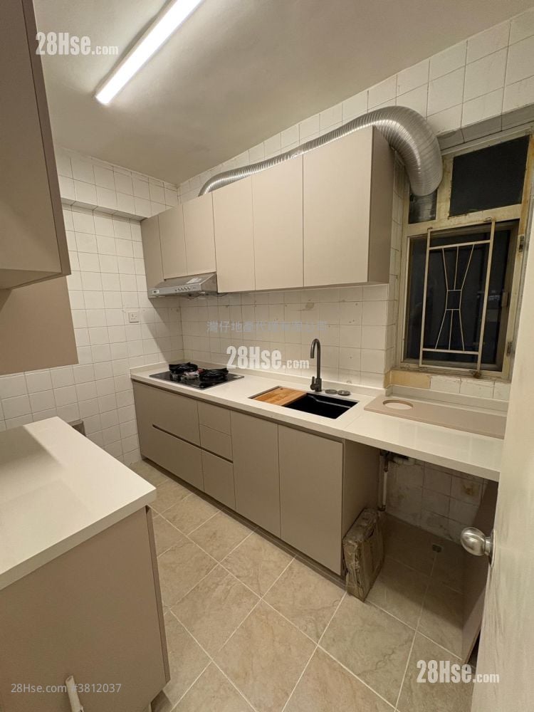 Yee On Building Rental 2 Bedrooms , 1 Bathroom 555 ft²