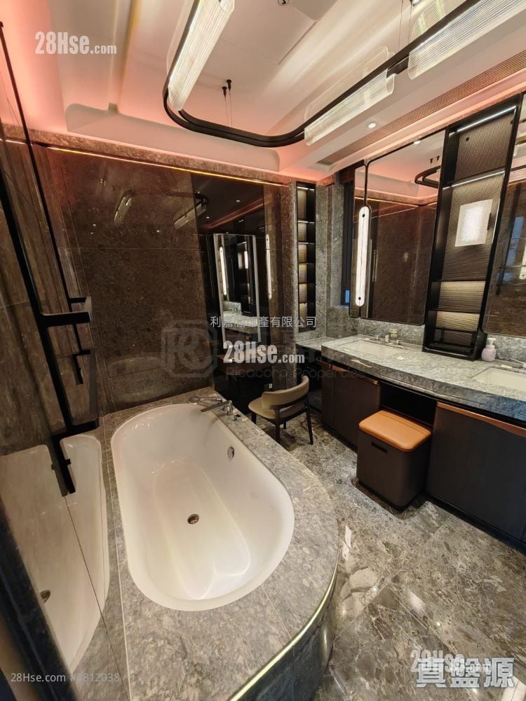 Cullinan Sky Sell 4 Bedrooms 1,993 ft²