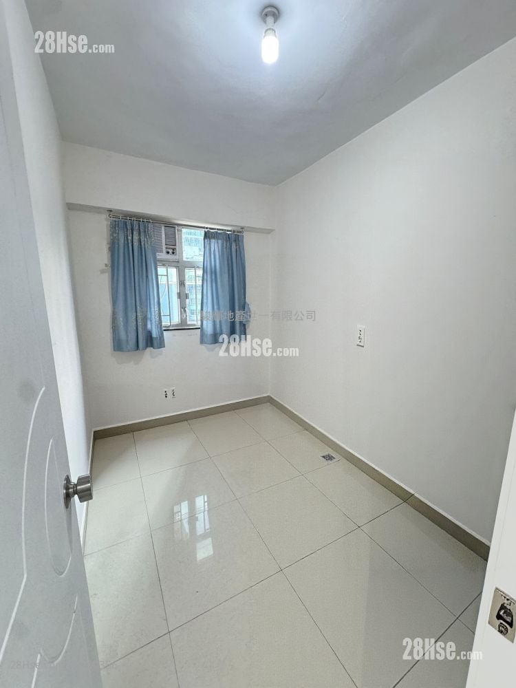 Bell House Rental 2 Bedrooms , 1 Bathroom 470 ft²