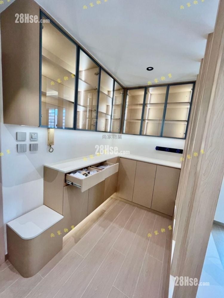 锦珊园 售盘 3 房 , 2 浴室 651 平方尺