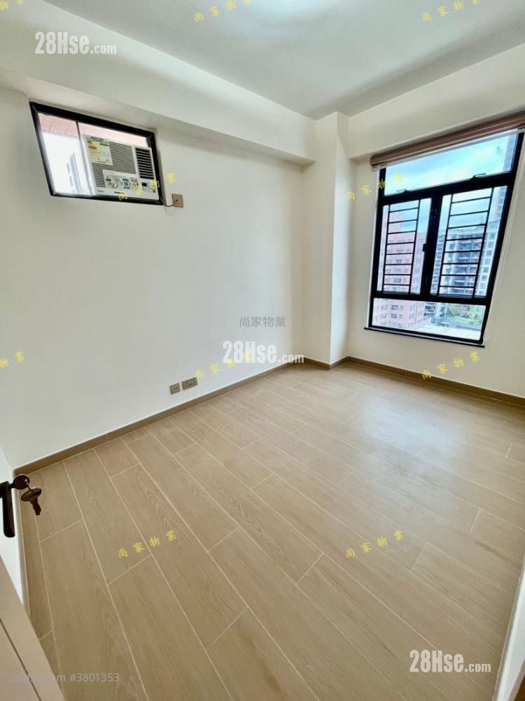 锦珊园 售盘 3 房 , 2 浴室 651 平方尺