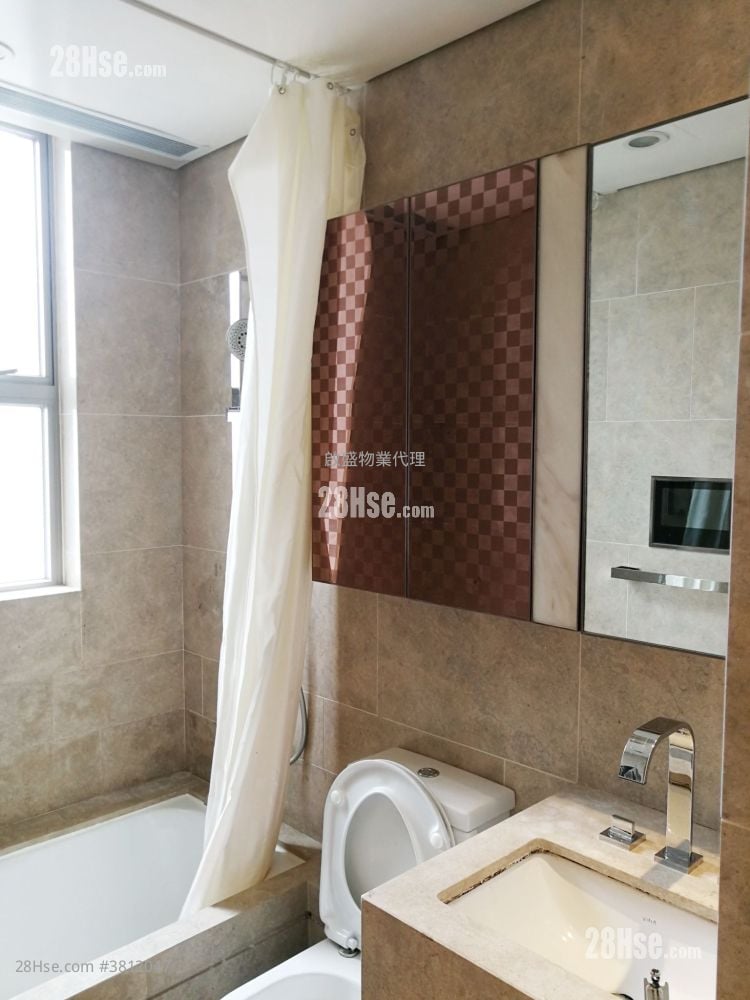 Chatham Gate Sell 2 Bedrooms , 1 Bathroom 609 ft²