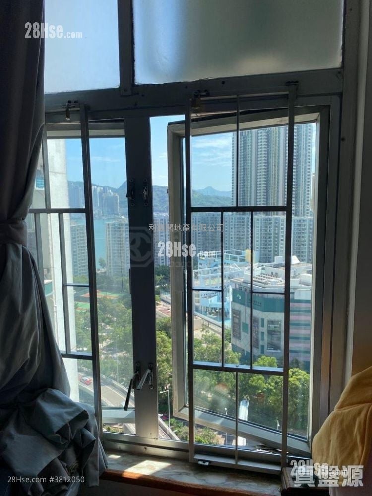 太古城 售盤 3 房 , 1 浴室 689 平方呎