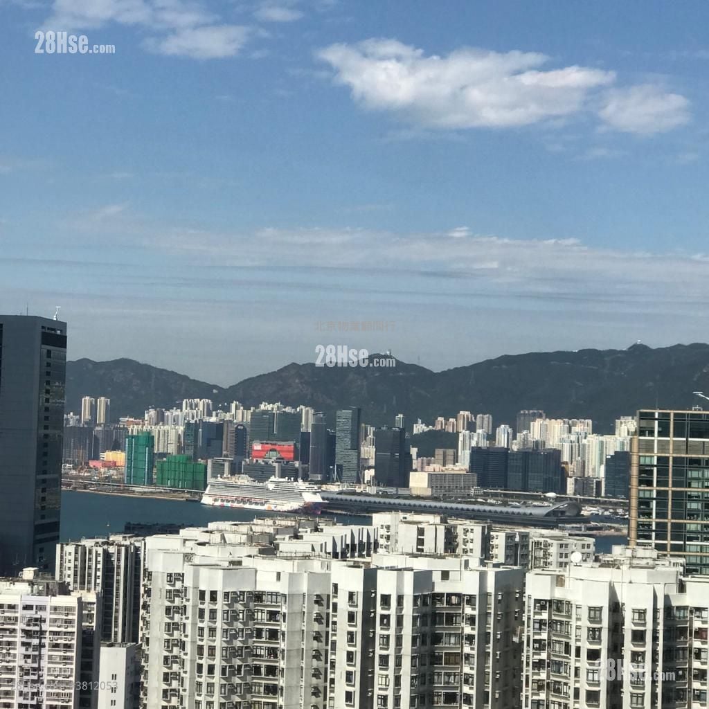 Kornhill Rental 2 Bedrooms 529 ft²