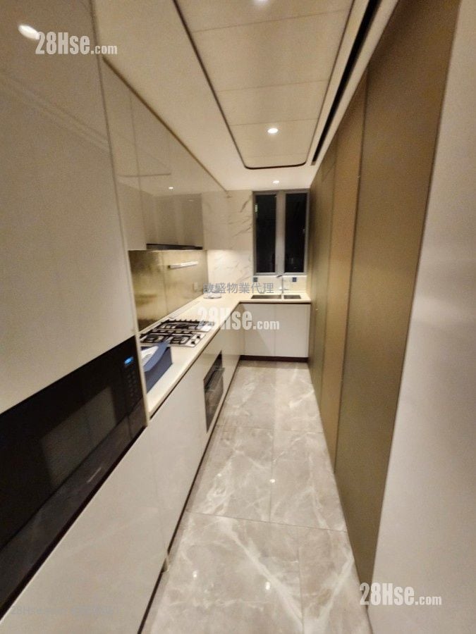 Monaco 租盘 3 房 , 2 浴室 827 平方尺