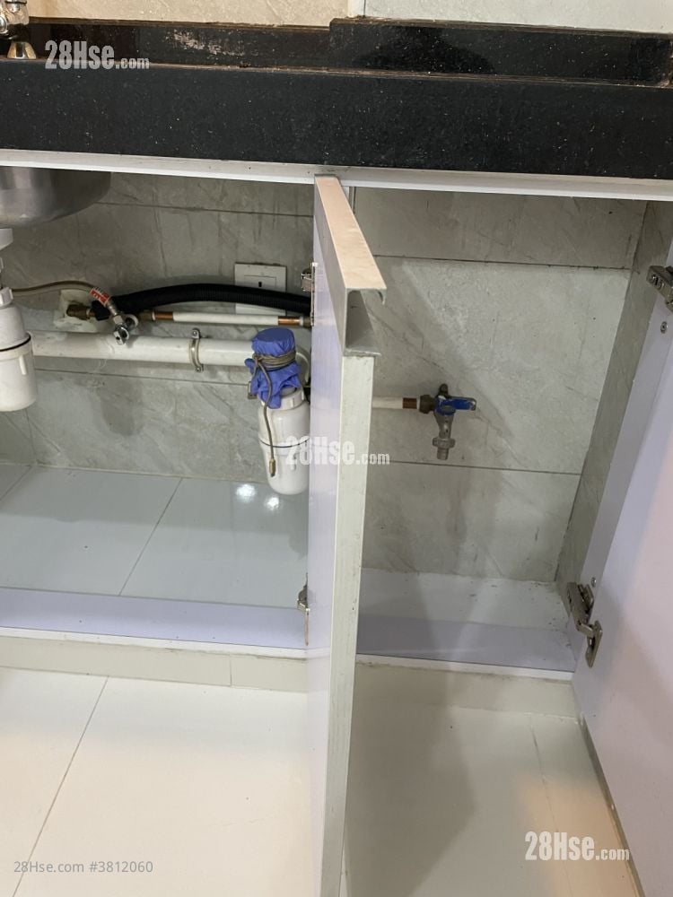 南宁大楼 租盘 开放式间隔 , 1 浴室 145 平方尺