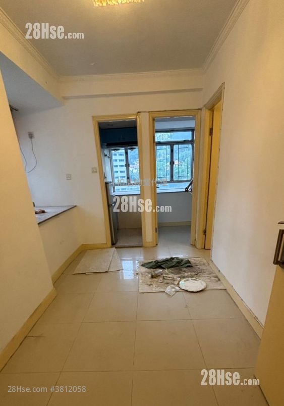 昌暉大廈 售盤 2 房 , 1 浴室 243 平方呎