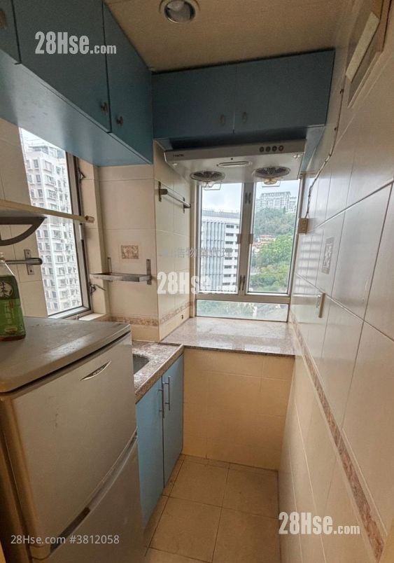 昌暉大廈 售盤 2 房 , 1 浴室 243 平方呎