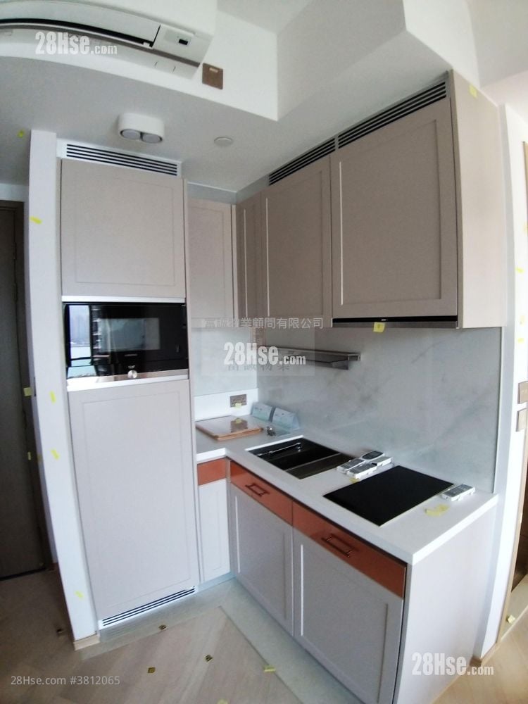 One East Coast Sell 2 Bedrooms , 1 Bathroom 378 ft²