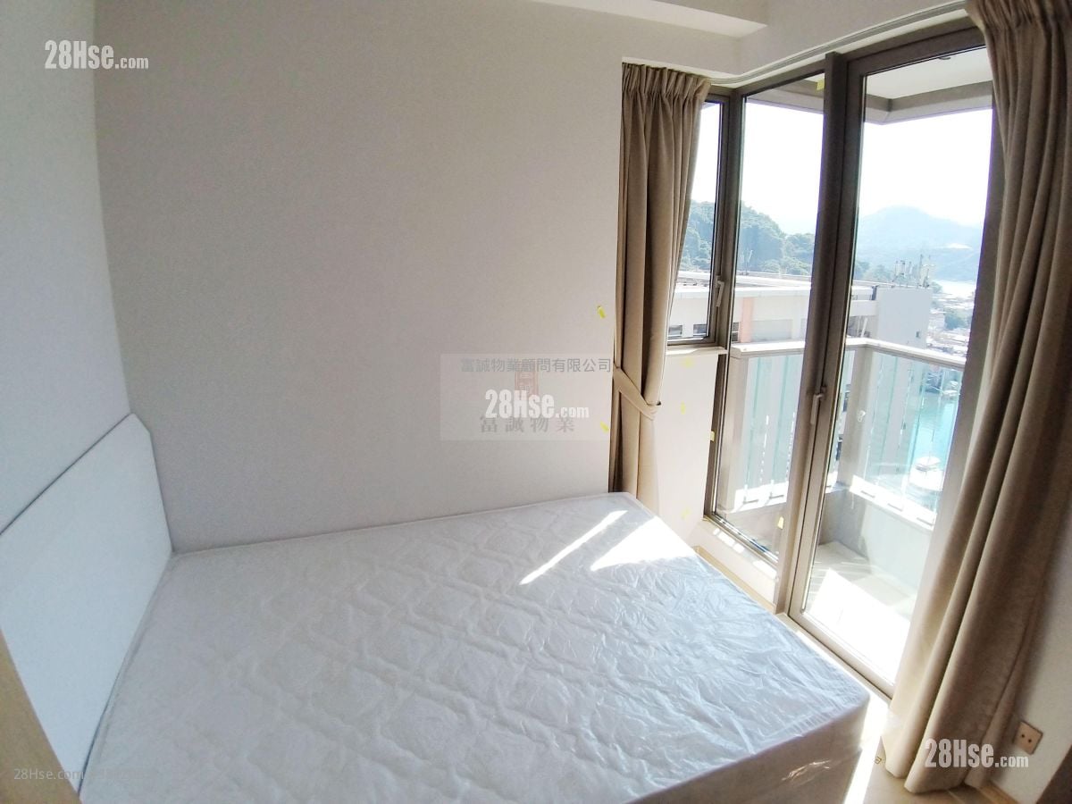 One East Coast Sell 2 Bedrooms , 1 Bathroom 378 ft²