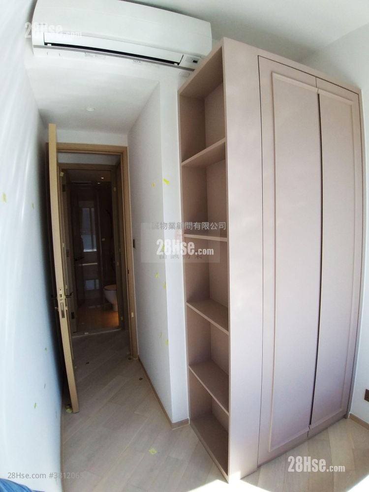 One East Coast Sell 2 Bedrooms , 1 Bathroom 378 ft²