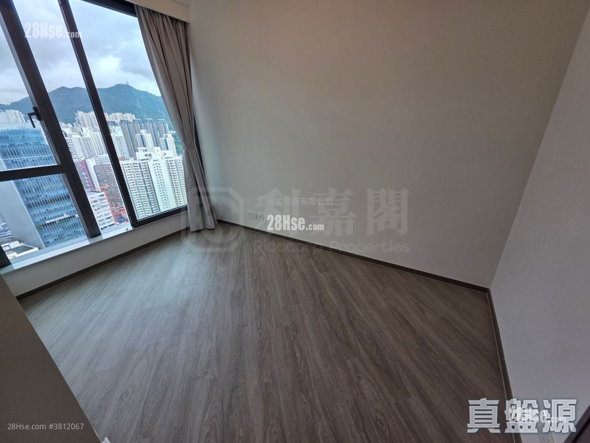 Cullinan Sky Sell 2 Bedrooms 458 ft²