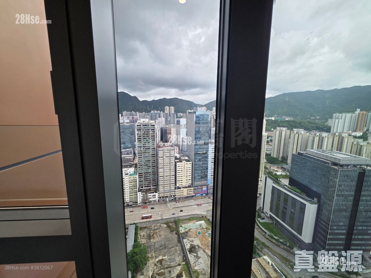 Cullinan Sky Sell 2 Bedrooms 458 ft²