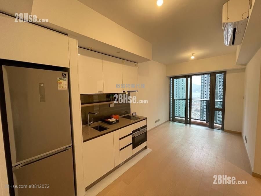K. Summit Rental 2 Bedrooms , 1 Bathroom 459 ft²