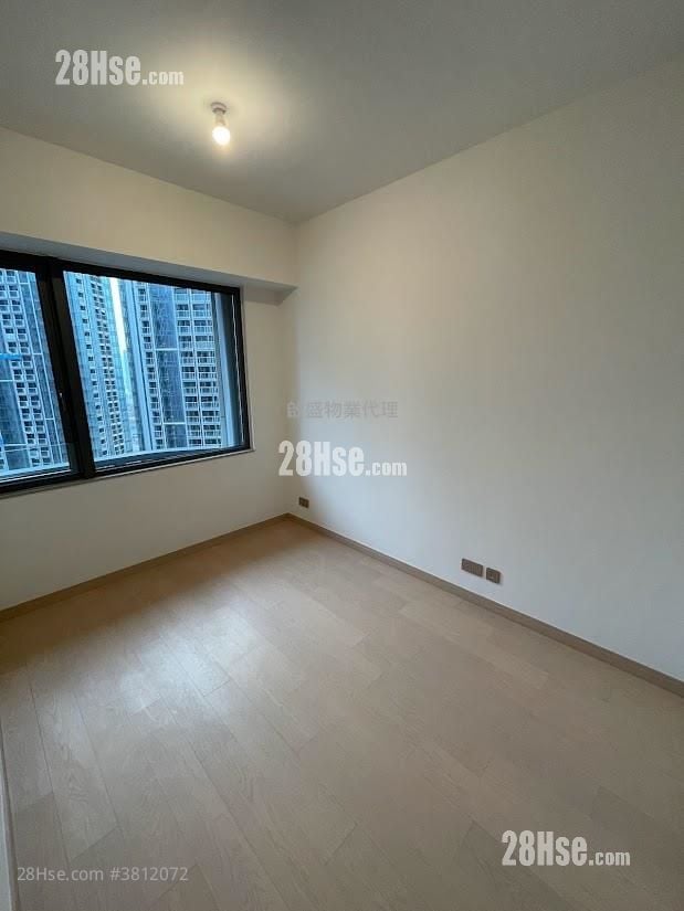 K. Summit Rental 2 Bedrooms , 1 Bathroom 459 ft²