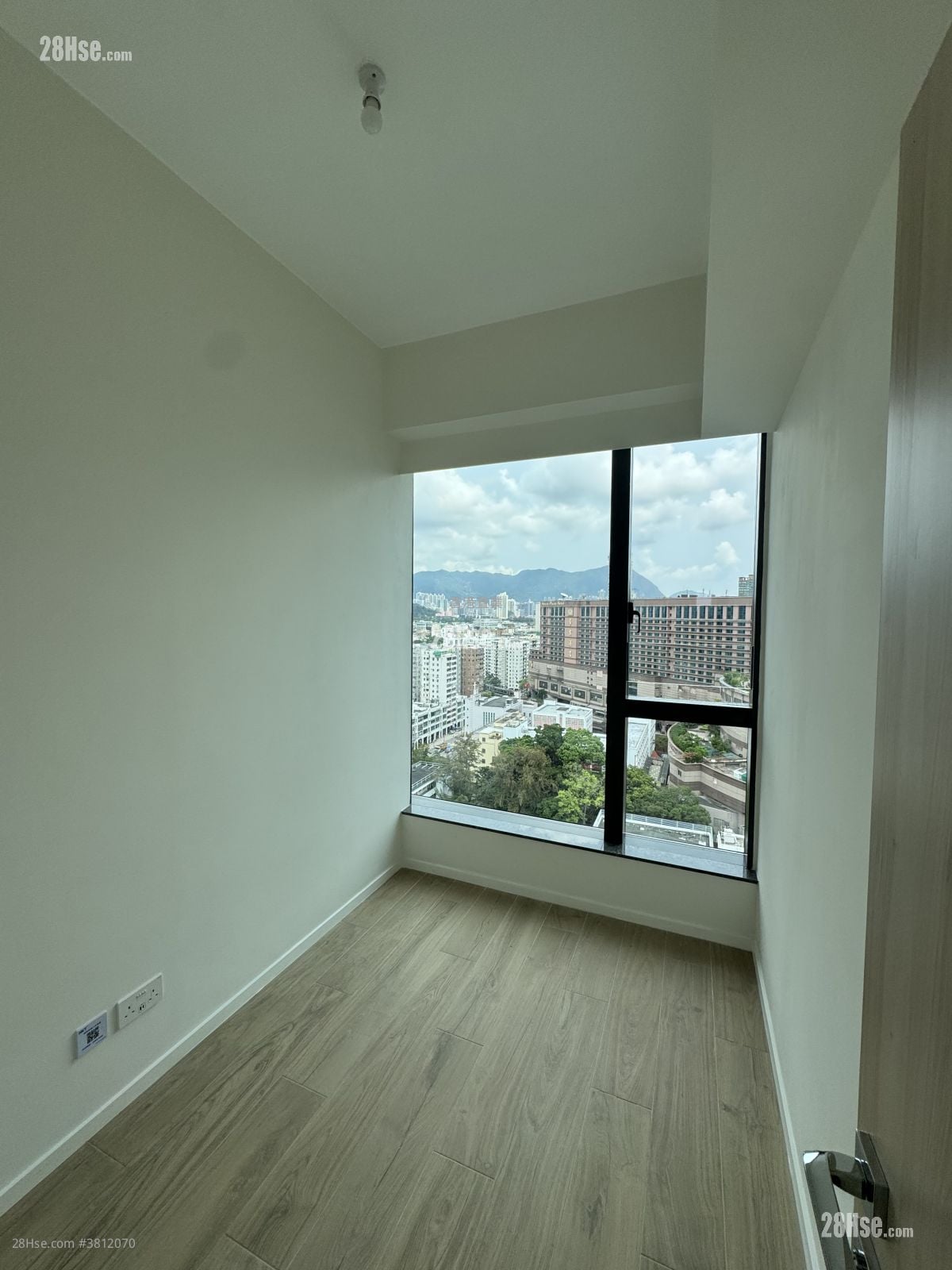 Elize Park 租盤 341 平方呎