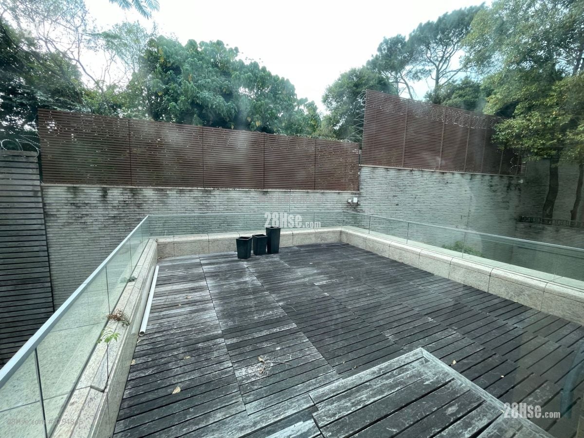 葡萄园 租盘 4 房 , 5+ 浴室 3,492 平方尺