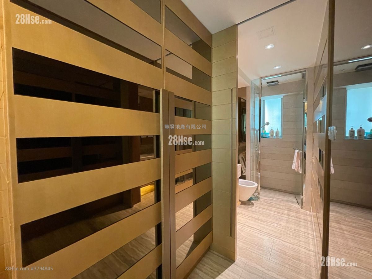 葡萄园 租盘 4 房 , 5+ 浴室 3,492 平方尺