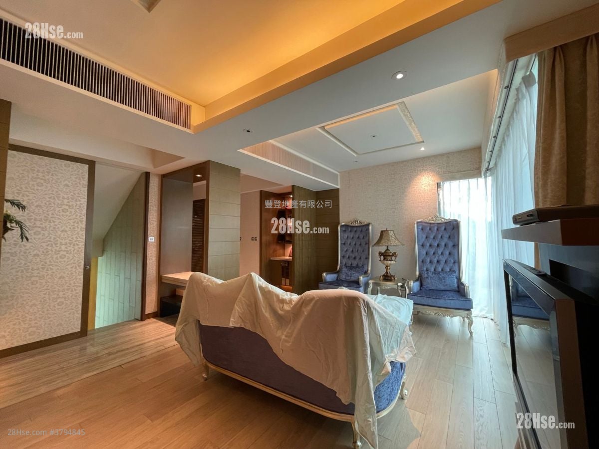 葡萄园 租盘 4 房 , 5+ 浴室 3,492 平方尺