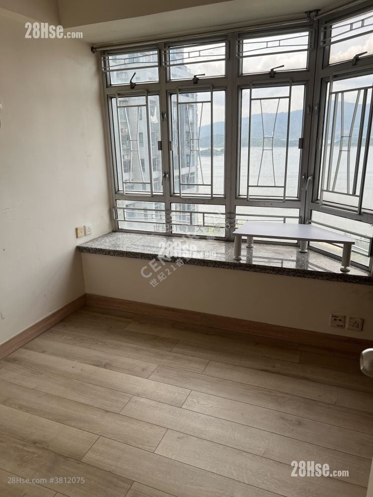 Ma On Shan Centre Rental 2 Bedrooms , 1 Bathroom 364 ft²