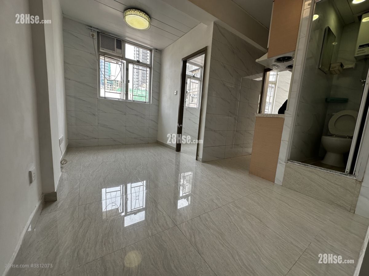 23 Reclamation Street Rental 2 Bedrooms , 1 Bathroom 260 ft²