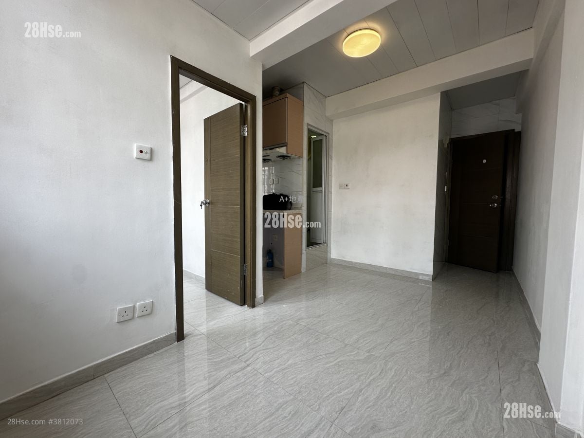 23 Reclamation Street Rental 2 Bedrooms , 1 Bathroom 260 ft²