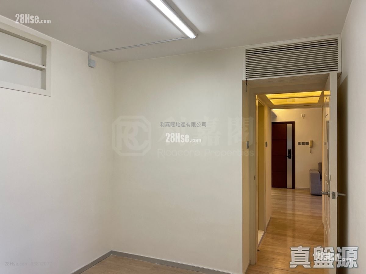 太古城 售盤 2 房 , 1 浴室 582 平方呎