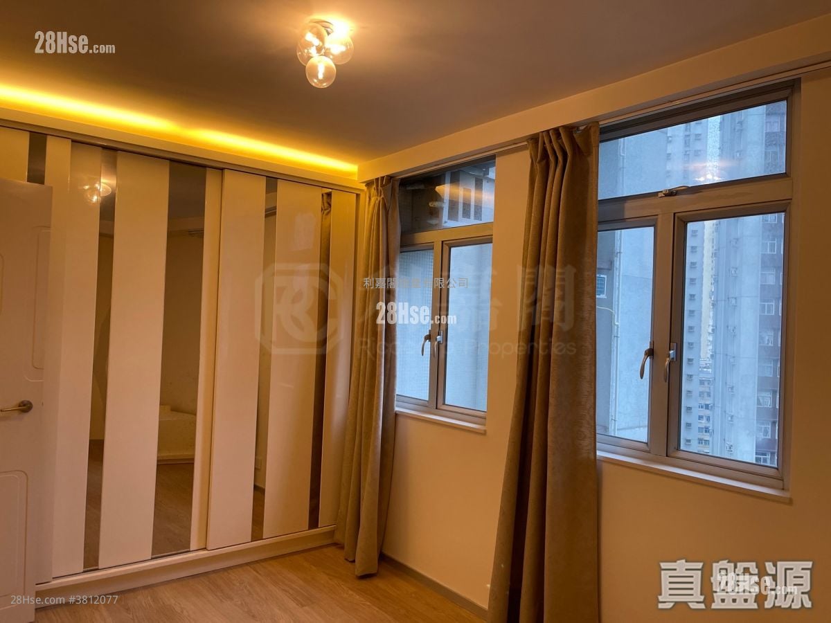 太古城 售盤 2 房 , 1 浴室 582 平方呎