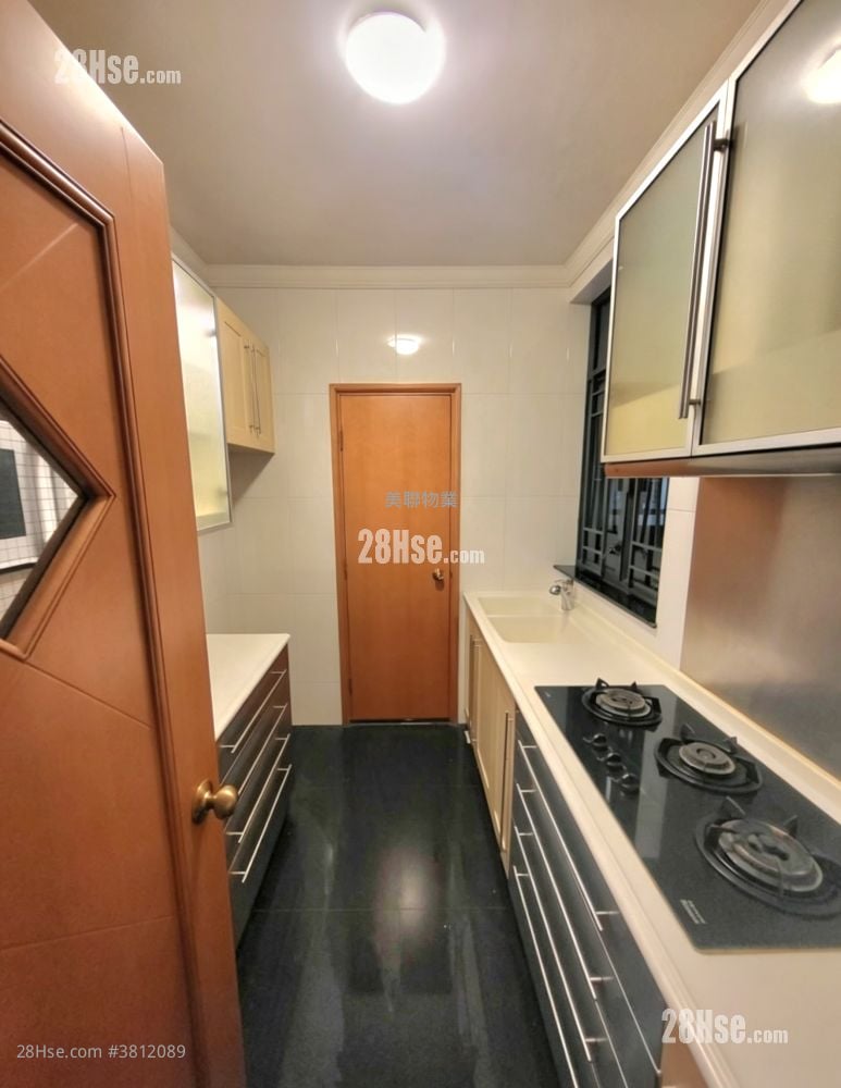 Villa Esplanada Rental 4 Bedrooms , 2 Bathrooms 778 ft²