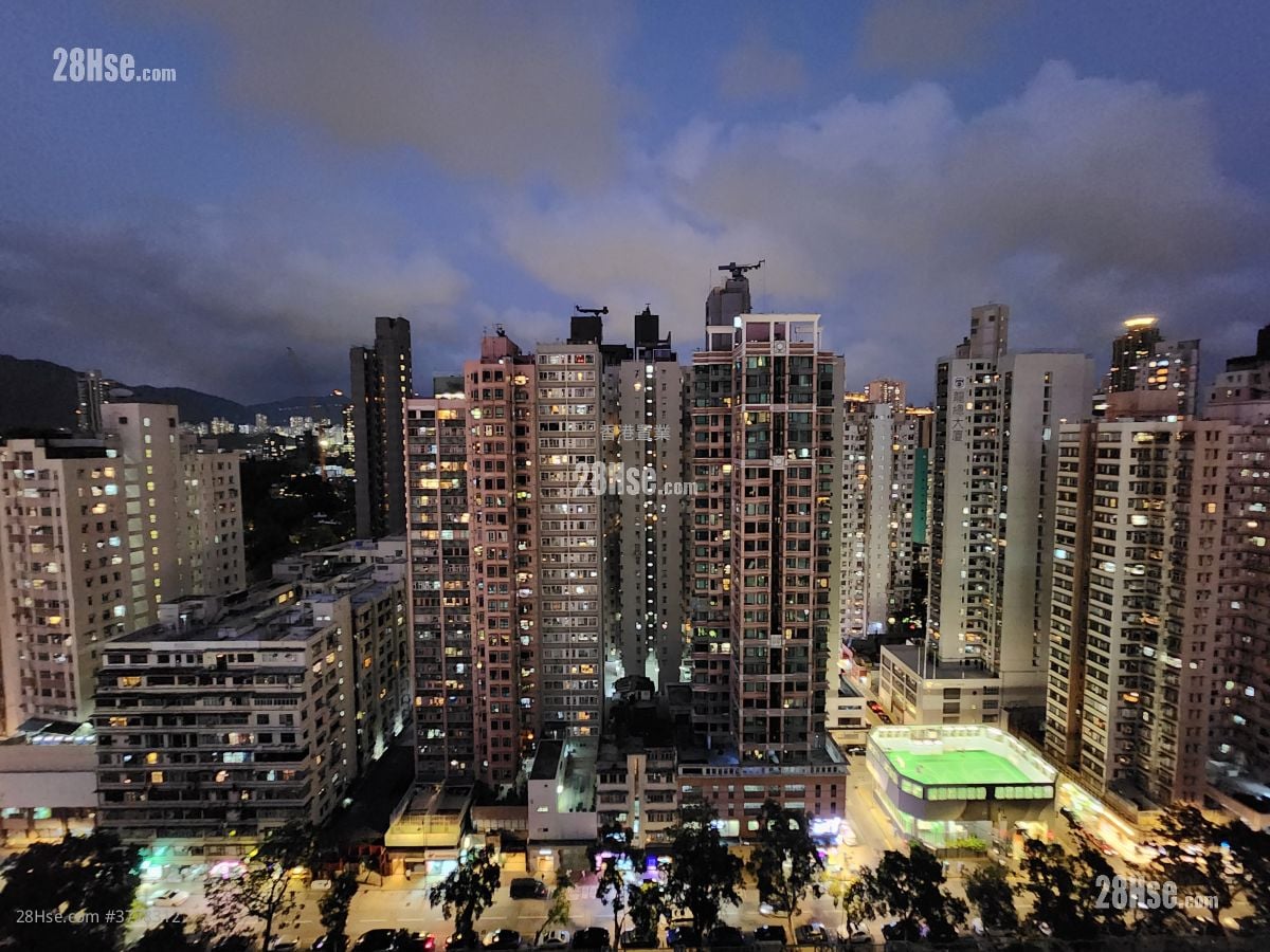 Macpherson Place Rental 2 Bedrooms , 1 Bathroom 555 ft²