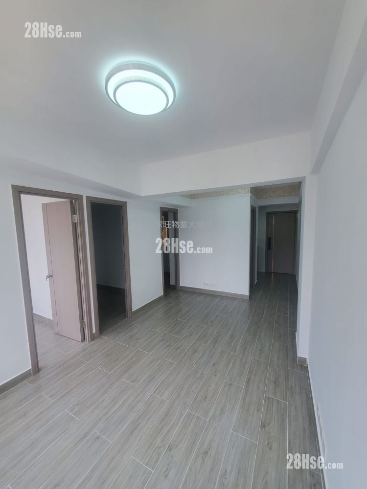 Peony House Sell 3 Bedrooms , 1 Bathroom 395 ft²