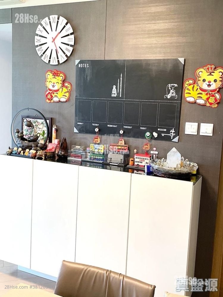 Park Yoho Sell 3 Bedrooms 714 ft²