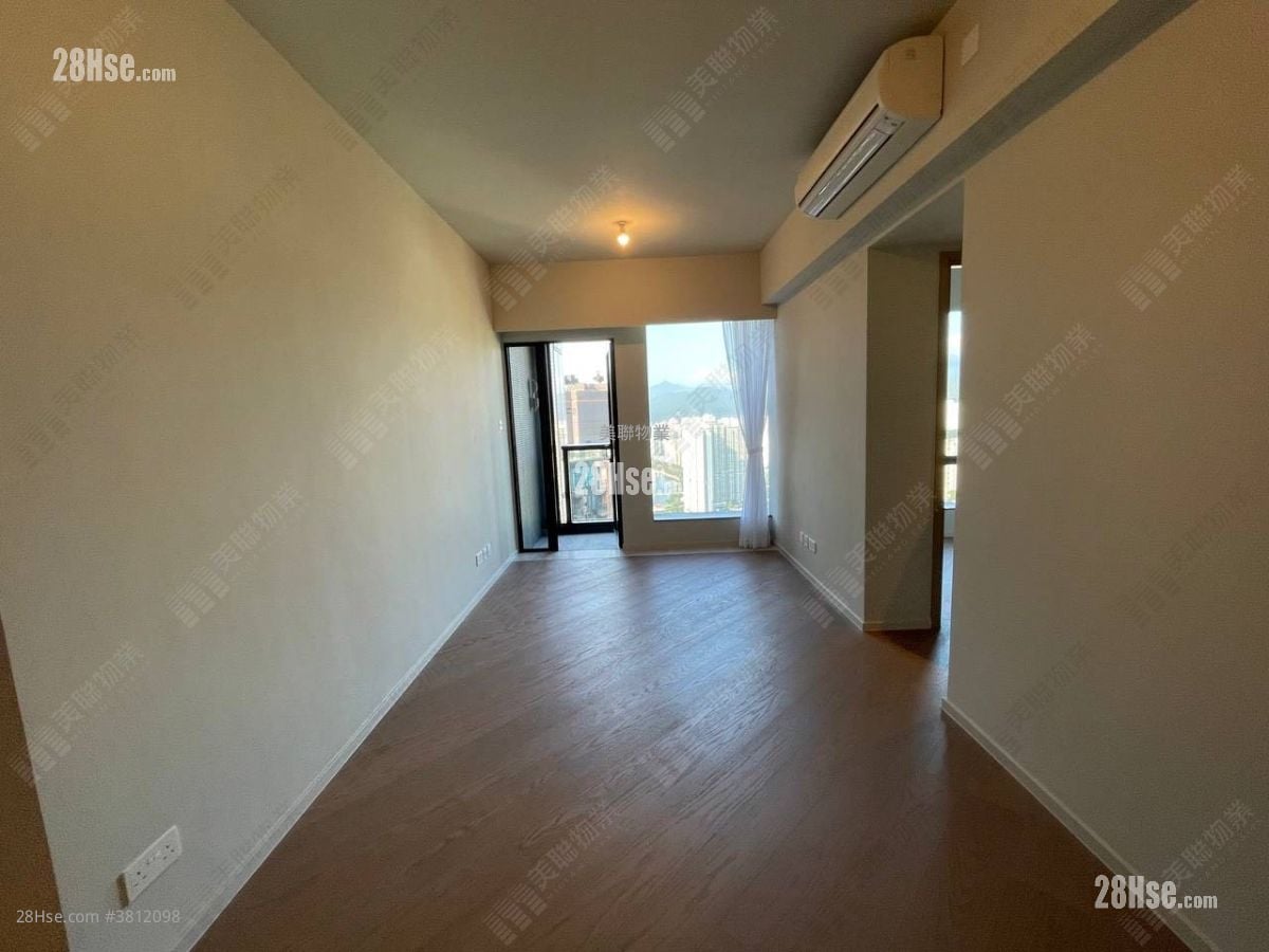 柏傲庄 租盘 679 平方尺