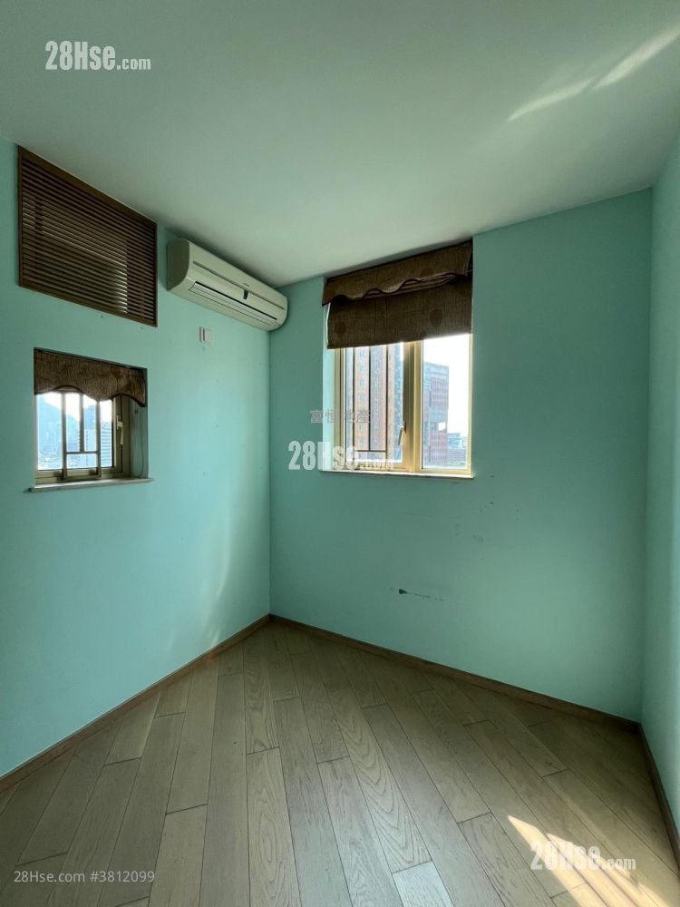 Harbour Place Sell 3 Bedrooms , 2 Bathrooms 593 ft²