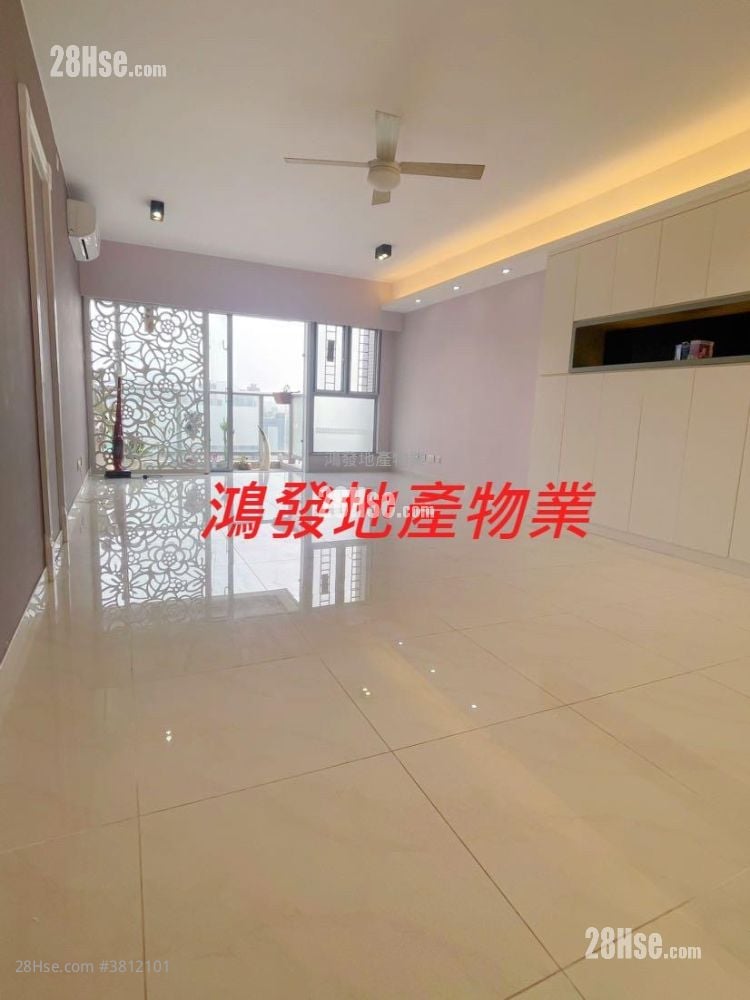 Caldecott Hill Sell 3 Bedrooms , 2 Bathrooms 955 ft²