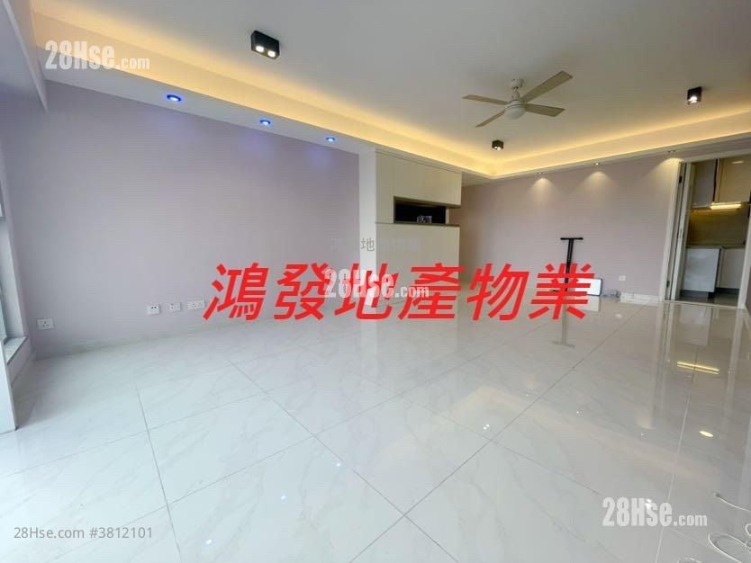 Caldecott Hill Sell 3 Bedrooms , 2 Bathrooms 955 ft²