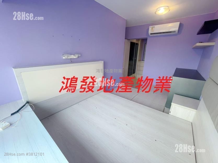 Caldecott Hill Sell 3 Bedrooms , 2 Bathrooms 955 ft²