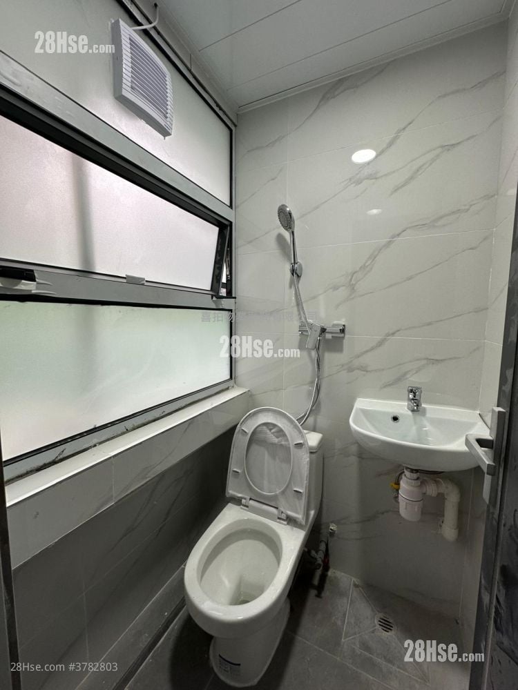 工商大厦 租盘 开放式间隔 , 1 厕所 215 平方尺