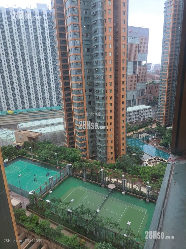 Harbour Place Sell 3 Bedrooms , 2 Bathrooms 593 ft²