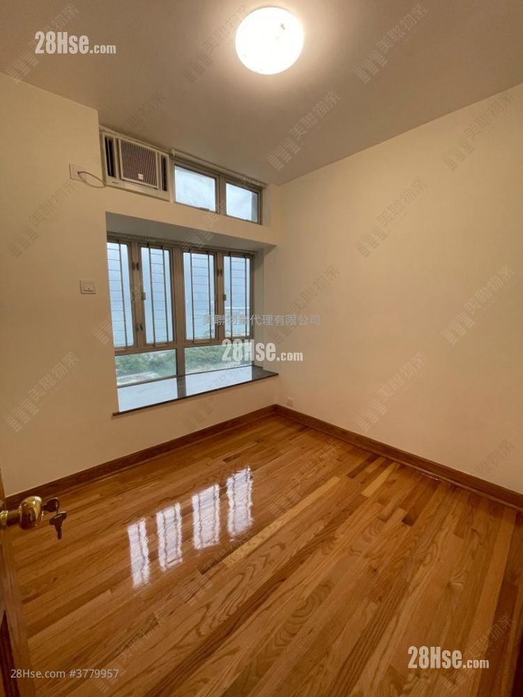 丽港城 售盘 3 房 661 平方尺