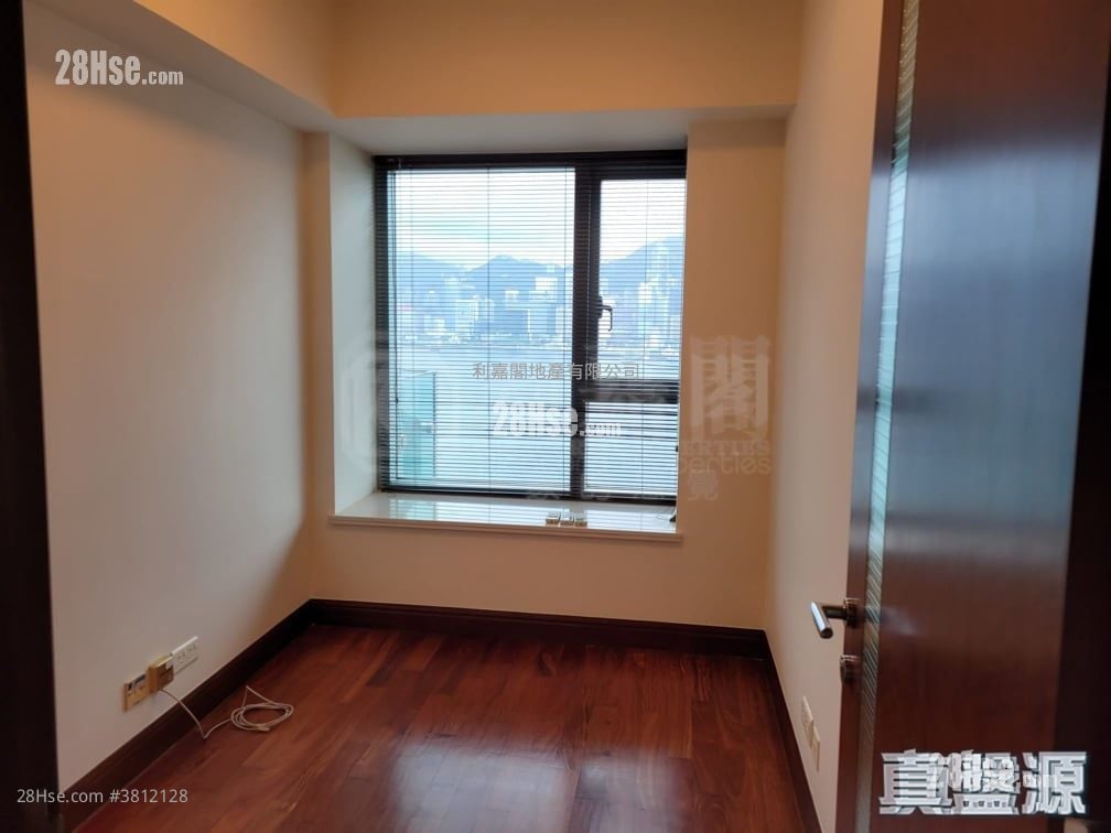 The Harbourside Rental 3 Bedrooms , 2 Bathrooms 1,051 ft²