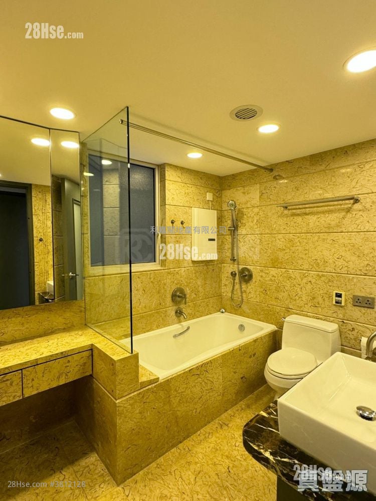 The Harbourside Rental 3 Bedrooms , 2 Bathrooms 1,051 ft²