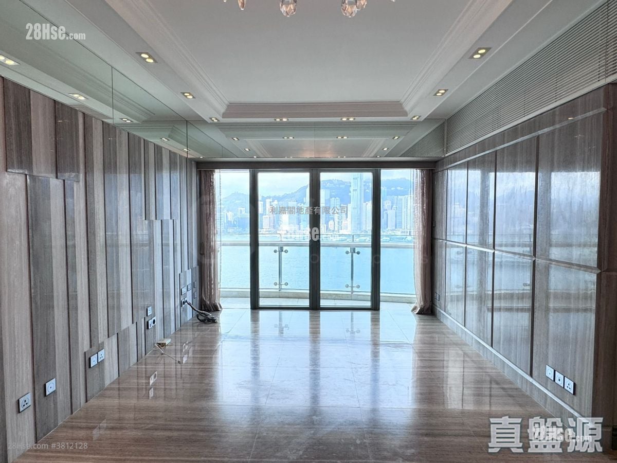 The Harbourside Rental 3 Bedrooms , 2 Bathrooms 1,051 ft²