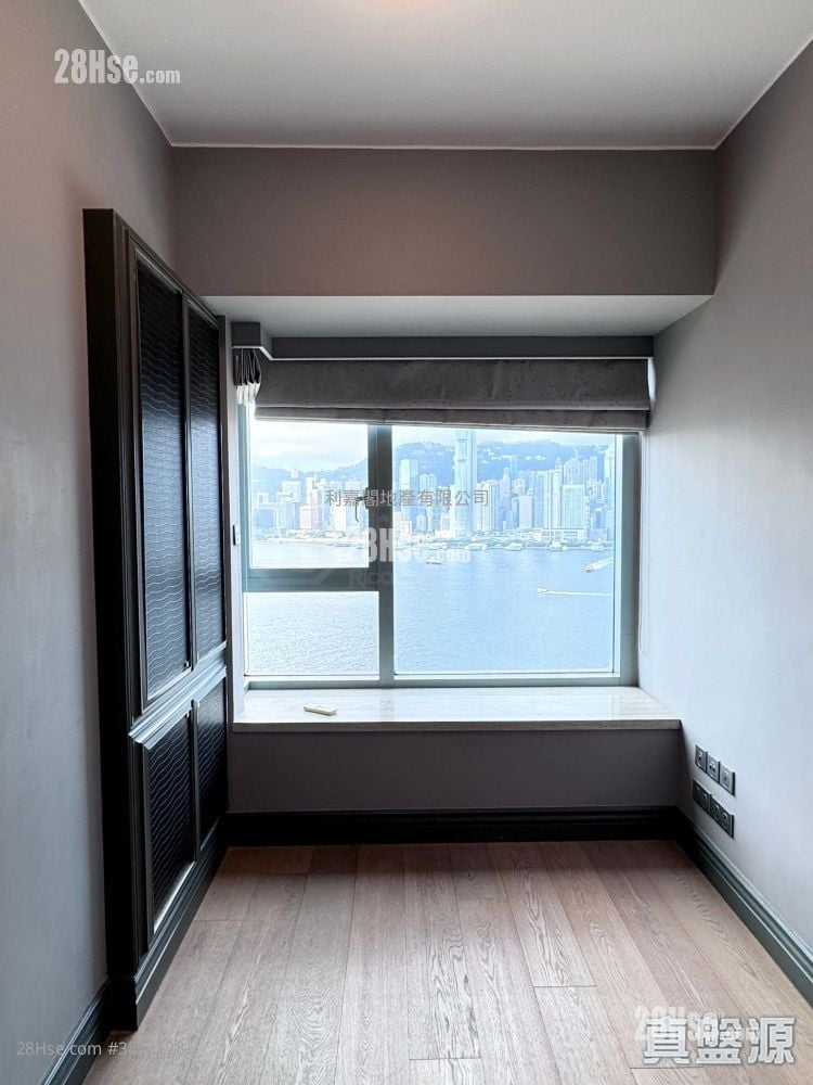 The Harbourside Rental 3 Bedrooms , 2 Bathrooms 1,051 ft²