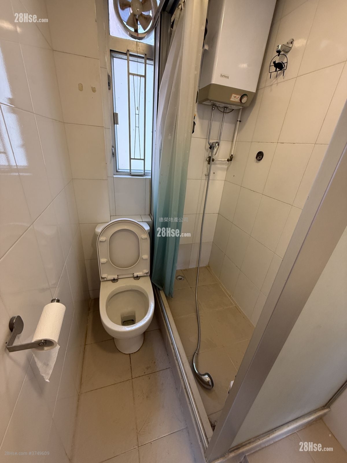 永發大樓 租盤 3 房 , 1 浴室 443 平方呎