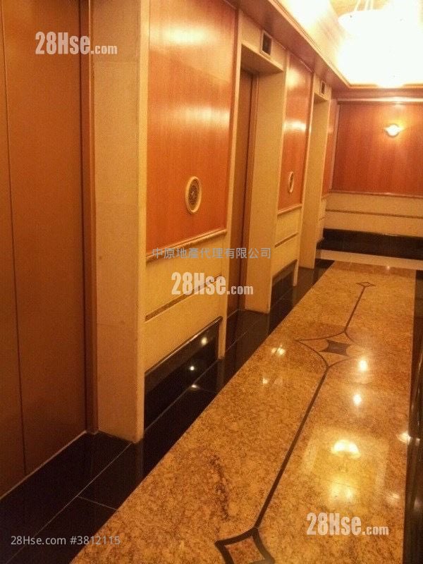 Villa Esplanada Rental 4 Bedrooms , 2 Bathrooms 849 ft²