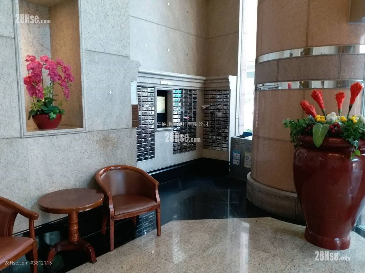 Villa Esplanada Rental 4 Bedrooms , 2 Bathrooms 849 ft²