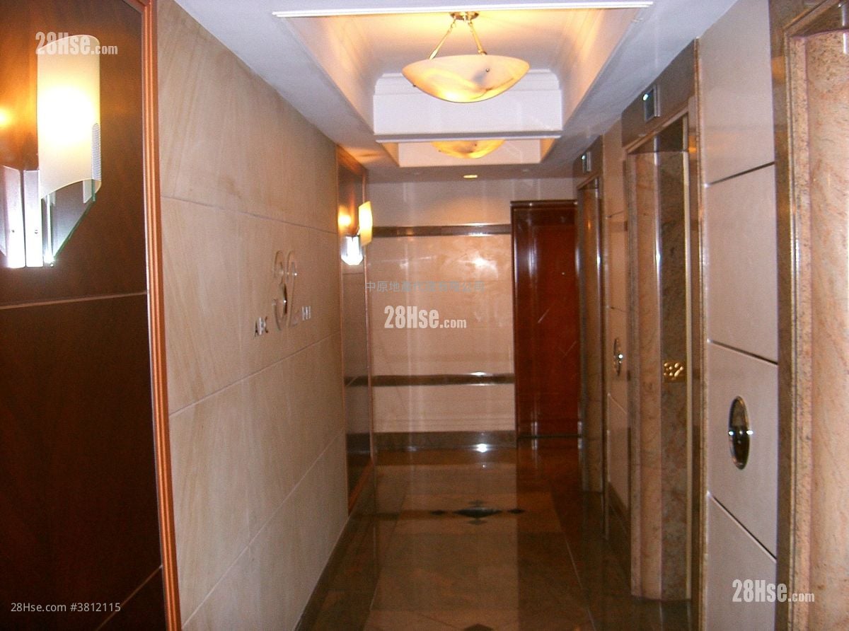 Villa Esplanada Rental 4 Bedrooms , 2 Bathrooms 849 ft²