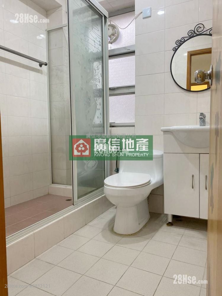 1 Tak Hing Street Rental 3 Bedrooms , 2 Bathrooms 1,115 ft²