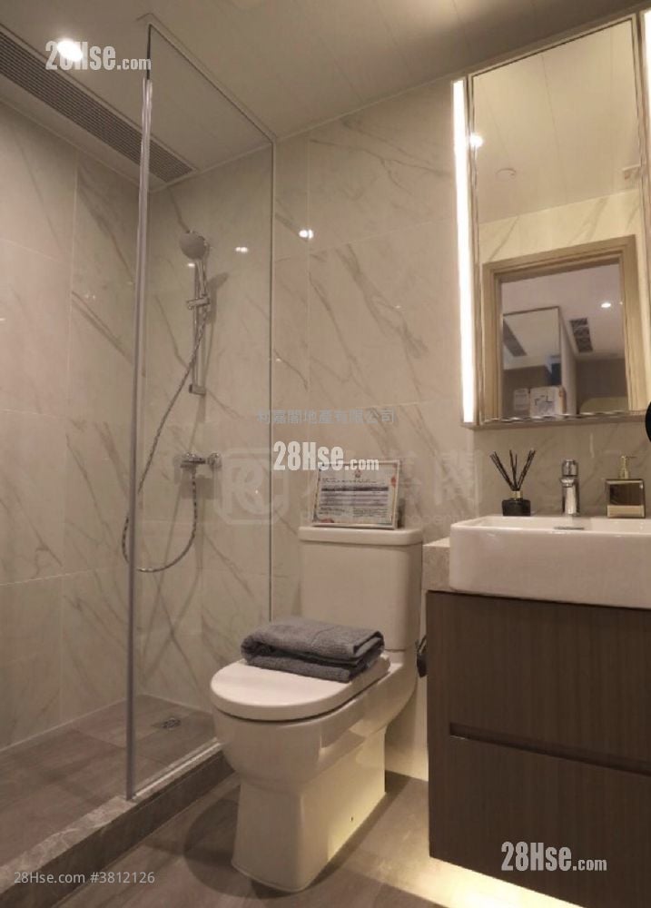 Astoria Crest Sell 1 Bedroom , 1 Bathroom 299 ft²